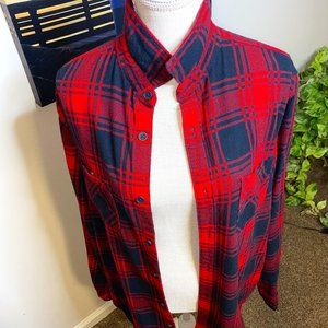Urban Pipeline Red and Black Plaid Flannel Button Down Long Sleeve Flannel Shirt